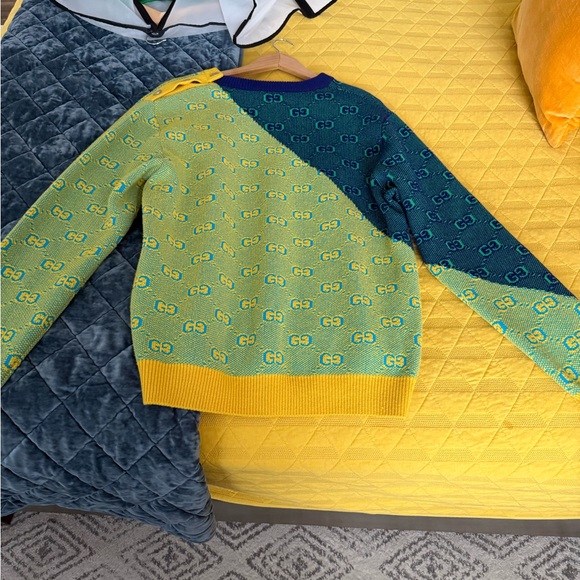 Gucci Other - Gucci Blue and Green Patterned Sweater